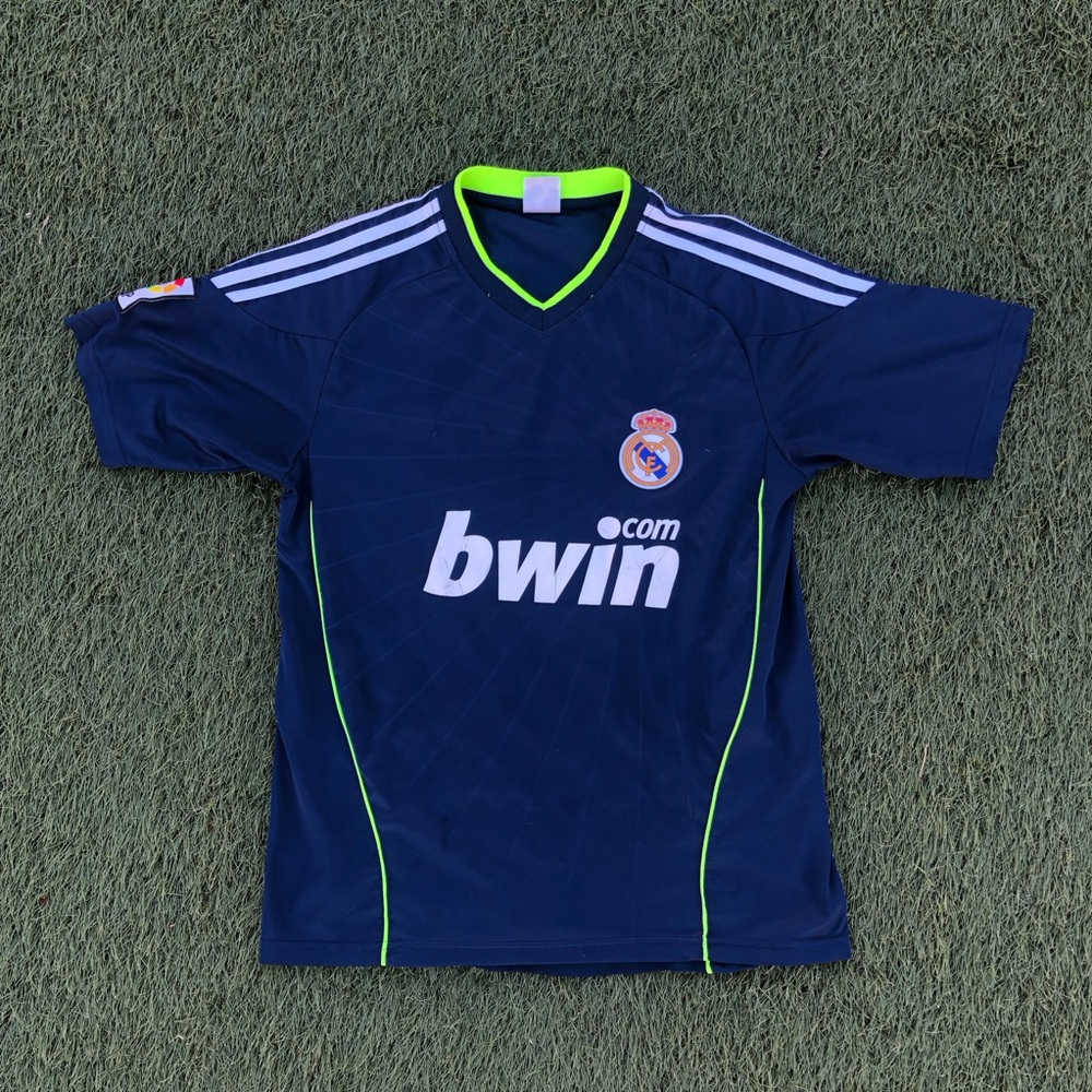 Real Madrid fan jersey